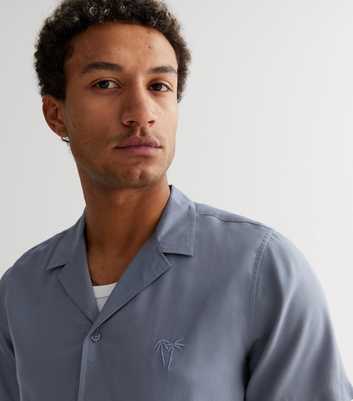 Blue Palm Tree Embroidered Revere Collar Short Sleeve Shirt