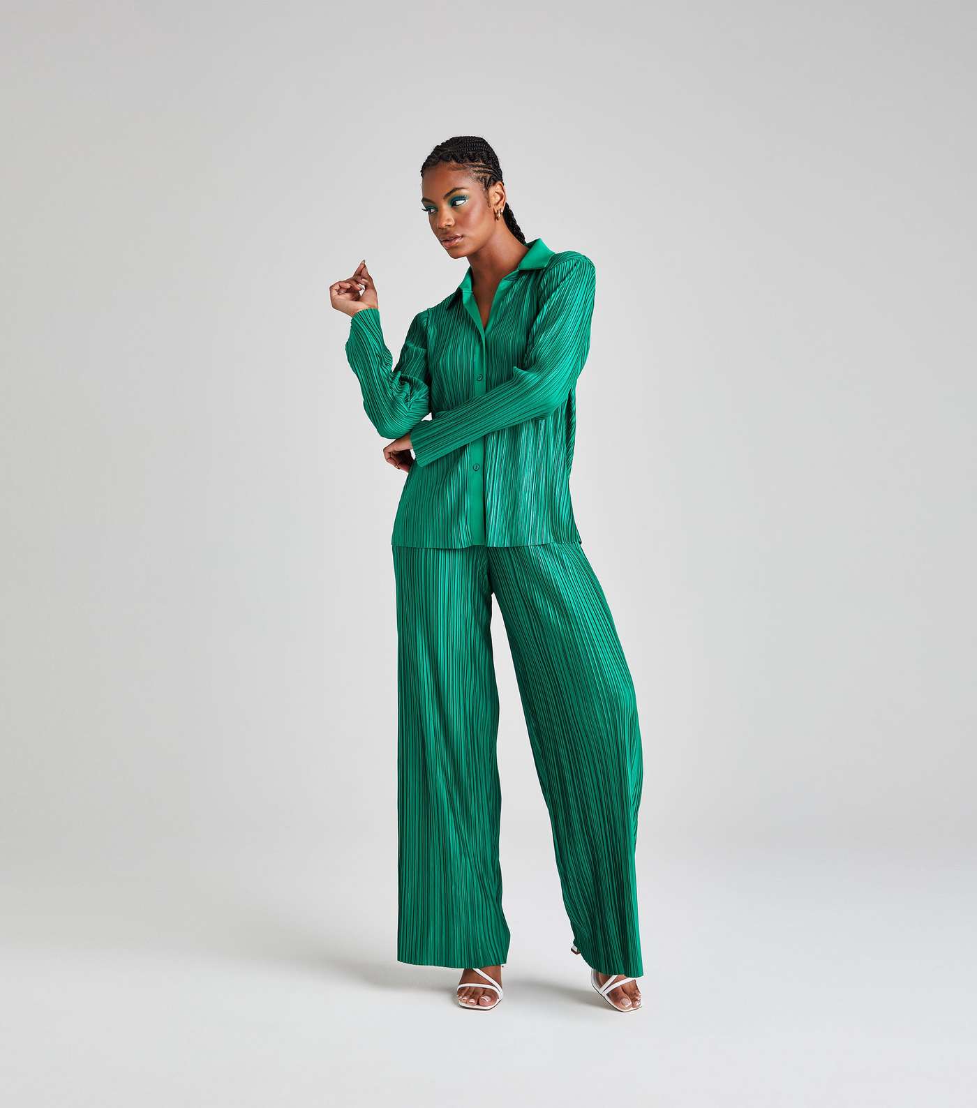 Urban Bliss Green Plissé Oversized Shirt | New Look