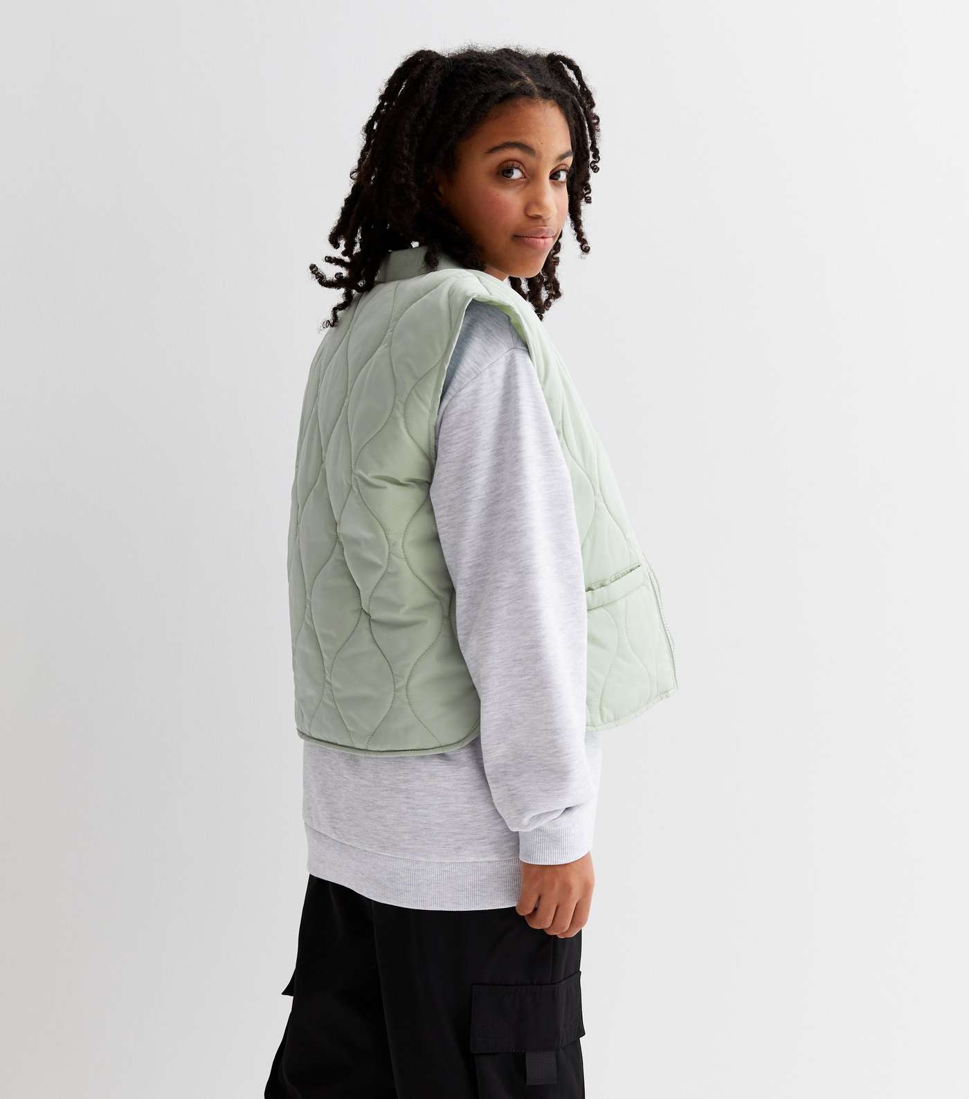 Girls Light Green Quilted Collarless Gilet Image 4