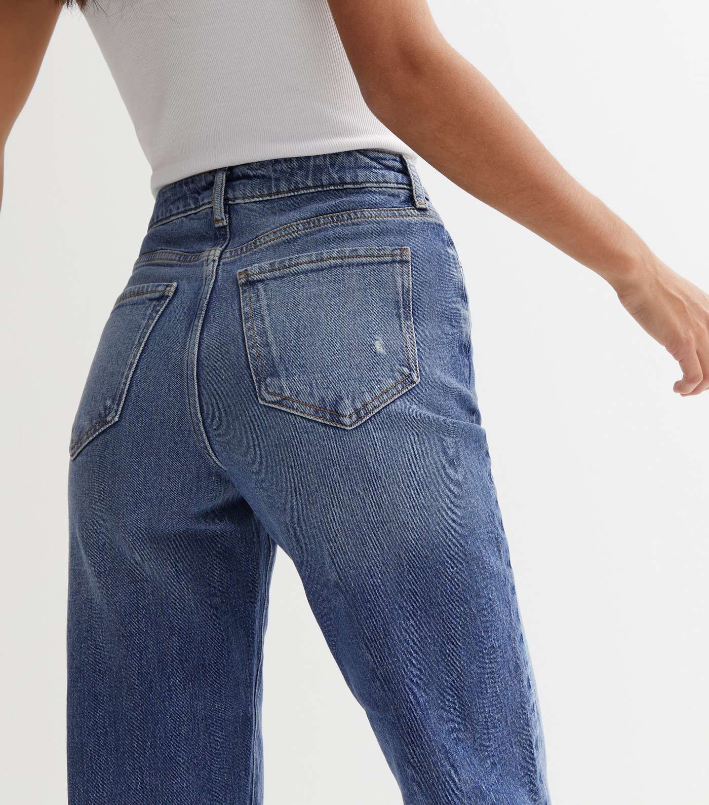Blue High Waist Ripped Knee Tori Mom Jeans | New Look