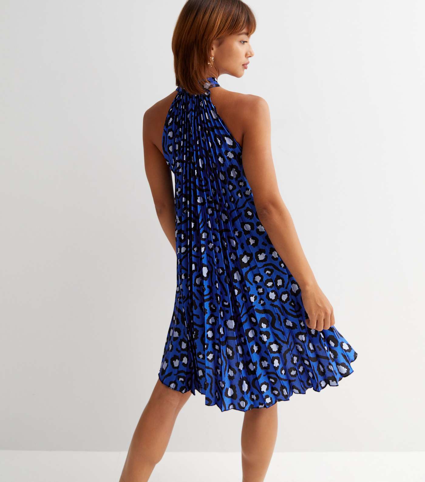 Blue Leopard Print Satin Pleated Halter Mini Dress Image 4