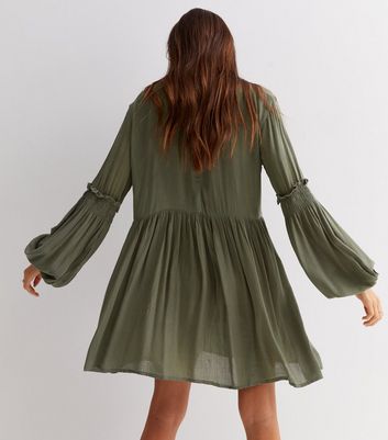 lantern sleeve smock dress