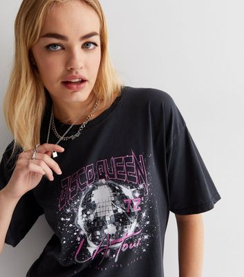 pull and bear queen t shirt