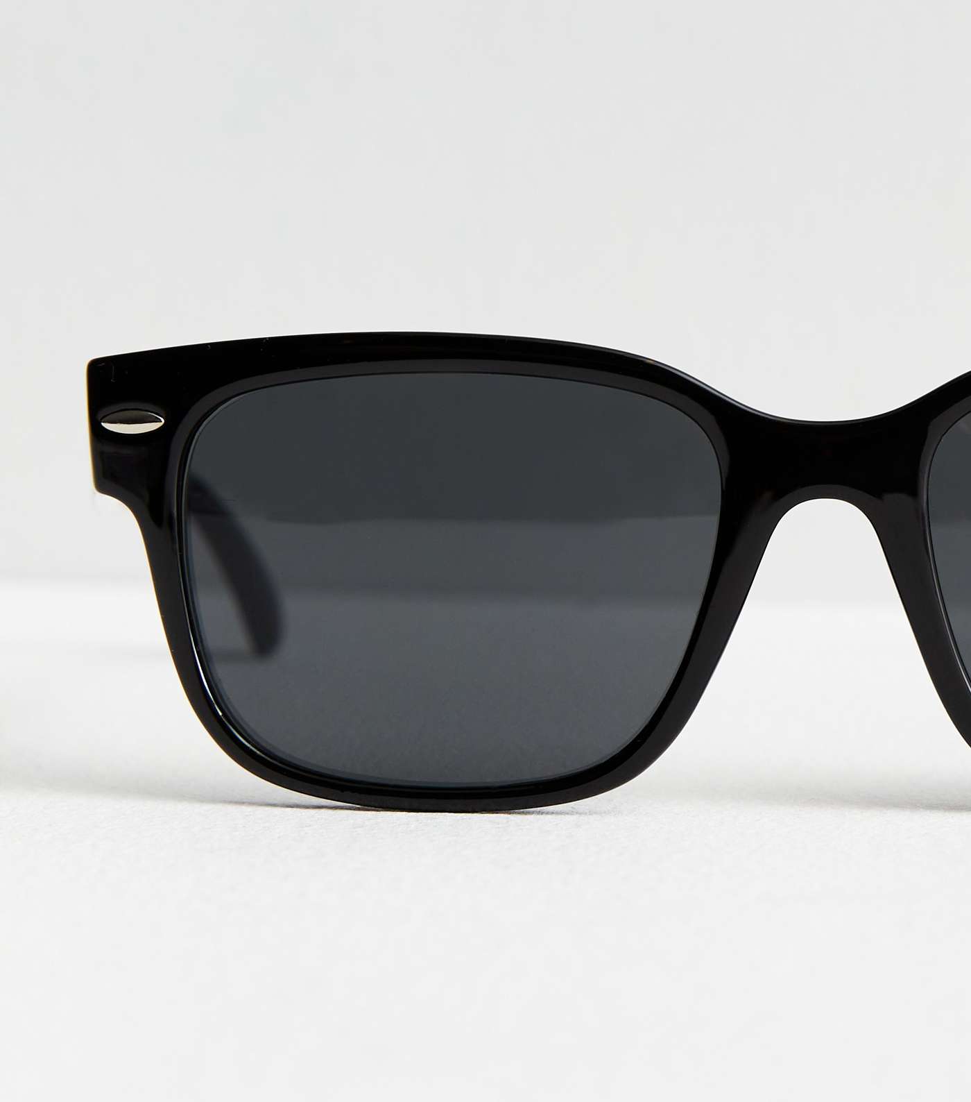 Black Narrow Rectangle Frame Sunglasses Image 3