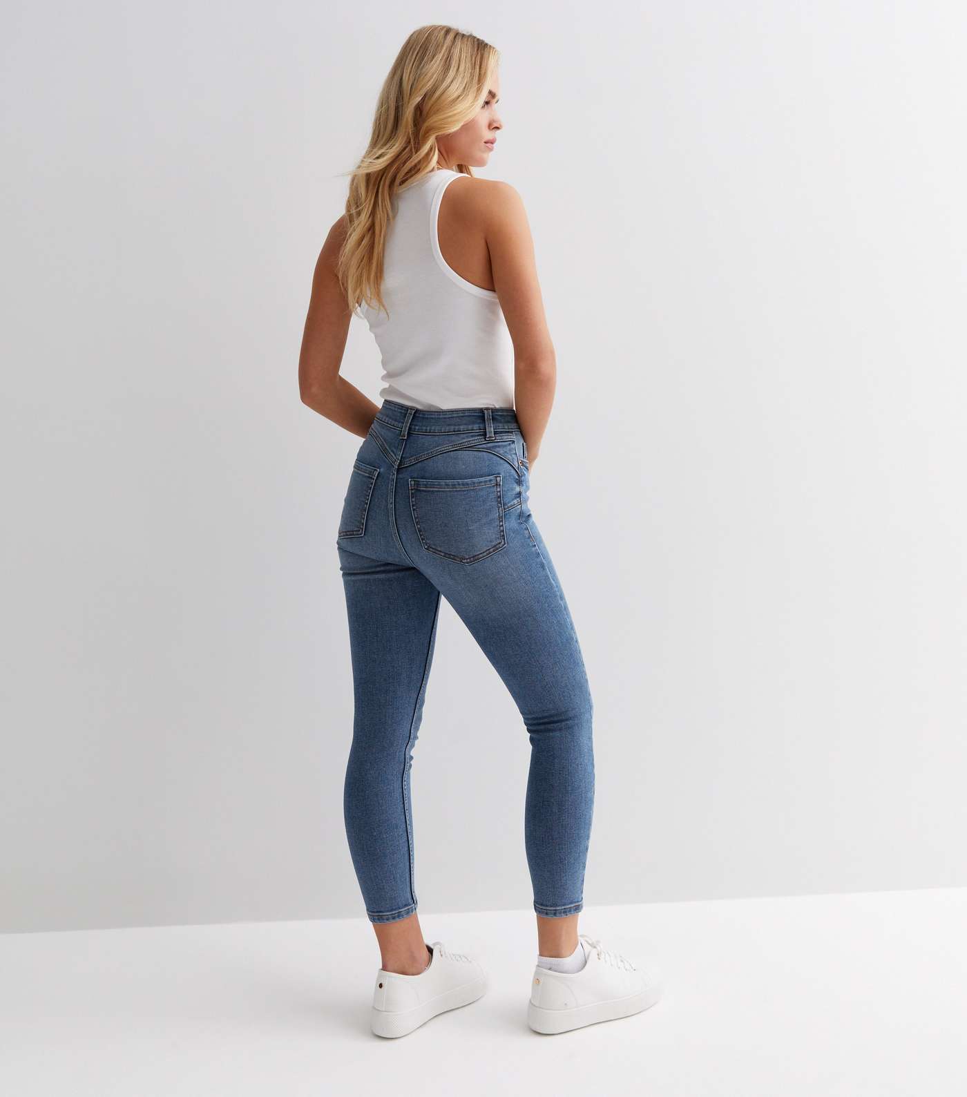 Petite Blue Lift & Shape Jenna Skinny Jeans Image 4