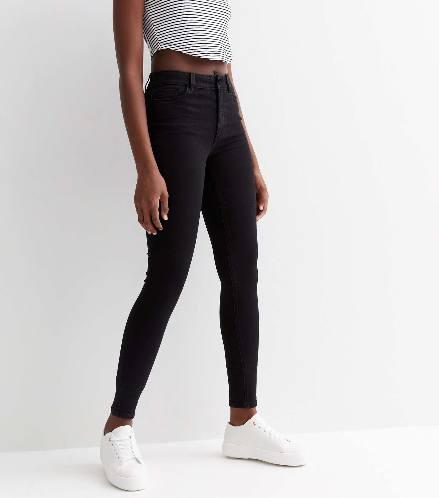Tall Black Mid Rise Amie Skinny Jeans Image 2