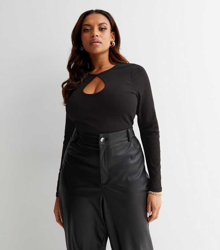 https://media3.newlookassets.com/i/newlook/849149901/womens/clothing/tops/curves-black-ribbed-jersey-long-sleeve-keyhole-bodysuit.jpg?strip=true&qlt=50&w=720