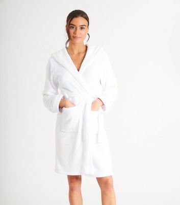 Aggregate 65+ white fleece dressing gown