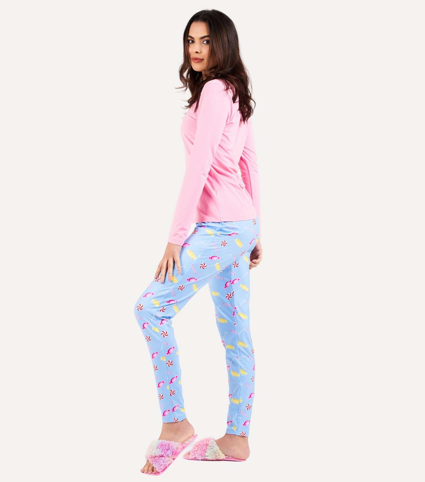 Loungeable Pink Pyjama Set with Sweet Dreams Logo Image 4