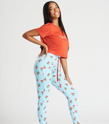 Joyspun Women's Velour Top and Sleep Pants Pajama Set, 2-Piece, Sizes S to  3X - Walmart.com