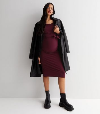 Long burgundy maternity dress hotsell