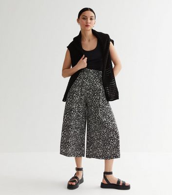 New Look Women's Size 2 Petite Black Knit Split Front Pull On Slim Leg  Pants NWT | eBay