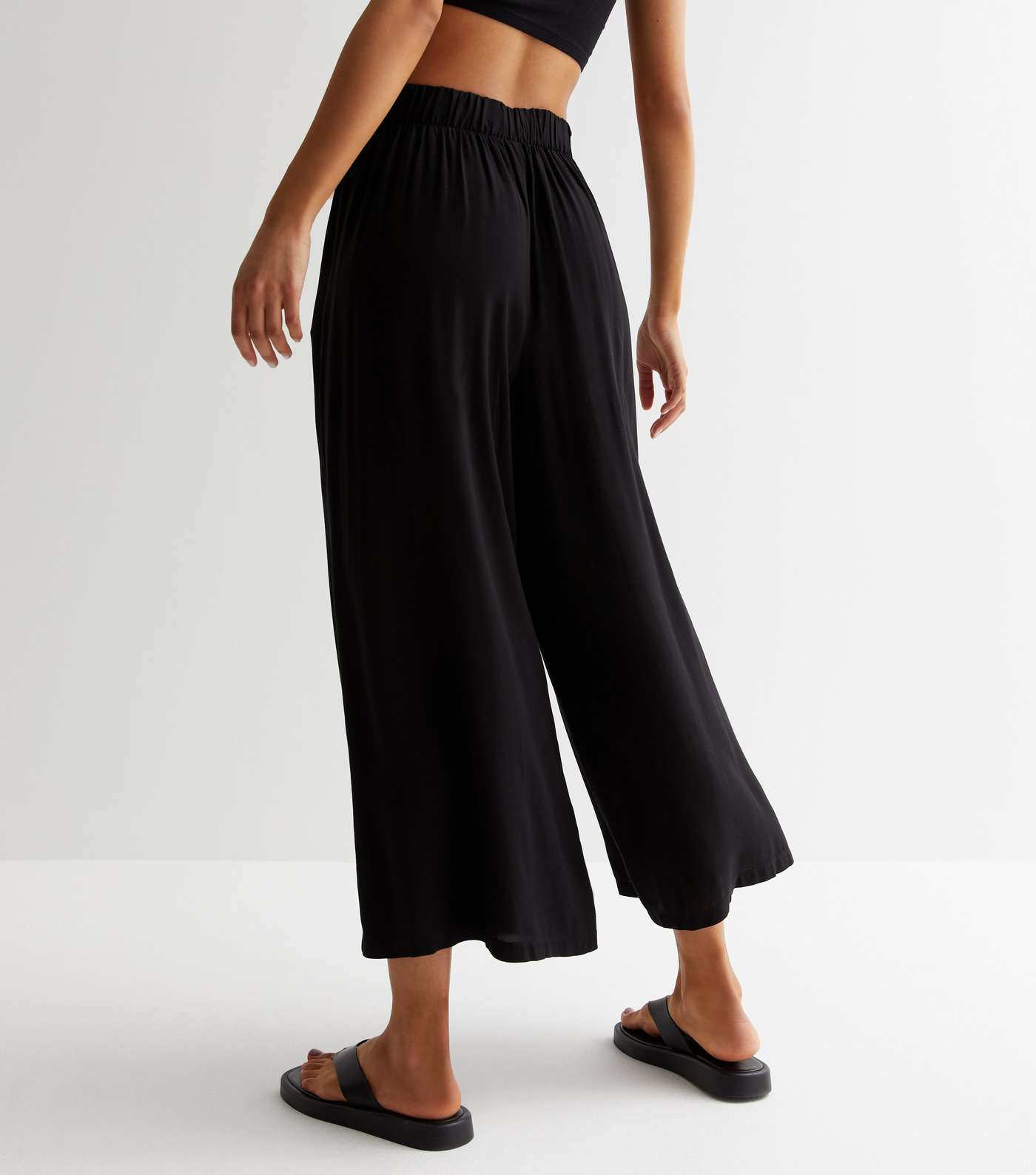 Tall Black Wide Leg Crop Trousers Image 4