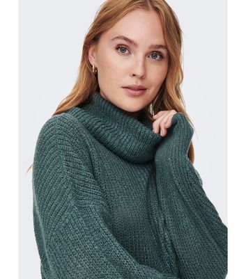 Long outlet green jumper