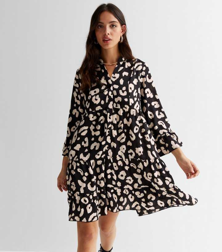 Cameo Rose Black Animal Print V Neck Mini Smock Dress