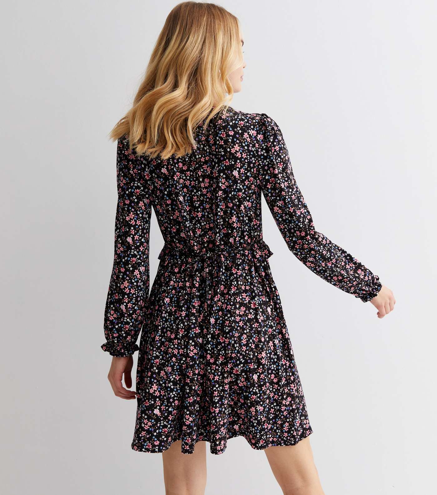 Black Ditsy Floral Jersey Ruched Long Sleeve Mini Dress Image 4