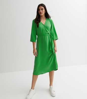 JDY Green 3/4 Sleeve Midi Wrap Dress