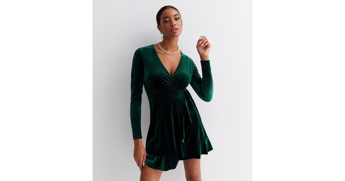 Dark Green Velvet V Neck Long Sleeve Mini Wrap Dress 