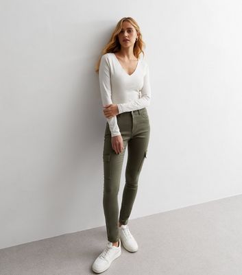Buy Online Women Pleated Mid Rise Trousers at best price  Plussin