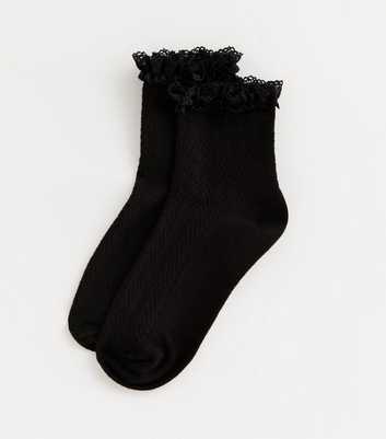 Girls Black Cable Knit Frill Ankle Socks