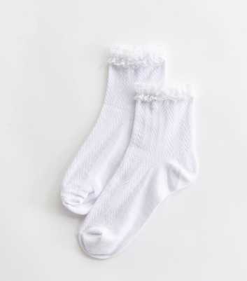 Girls White Cable Knit Frill Ankle Socks