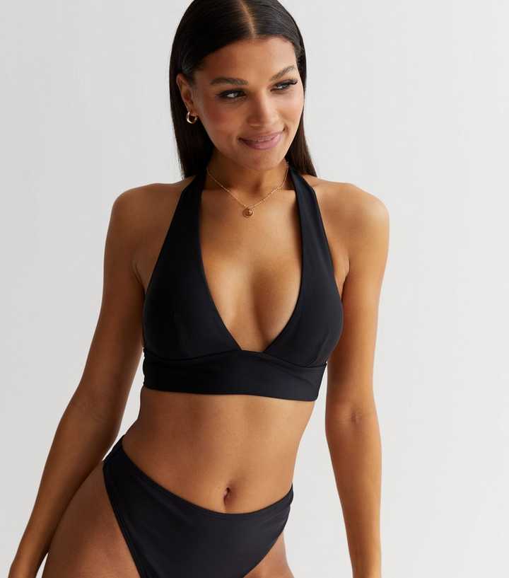 https://media3.newlookassets.com/i/newlook/850960001/womens/clothing/swimwear/black-plunging-halter-neck-bikini-top.jpg?strip=true&qlt=50&w=720