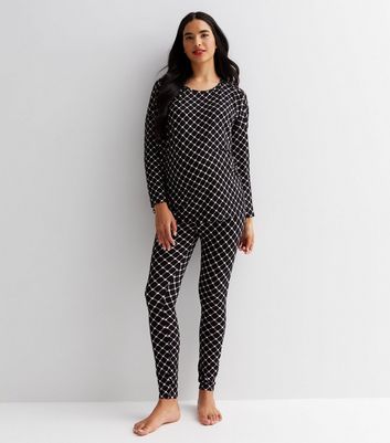 Maternity Black Soft Touch Pyjama Set with Diamond Heart Print