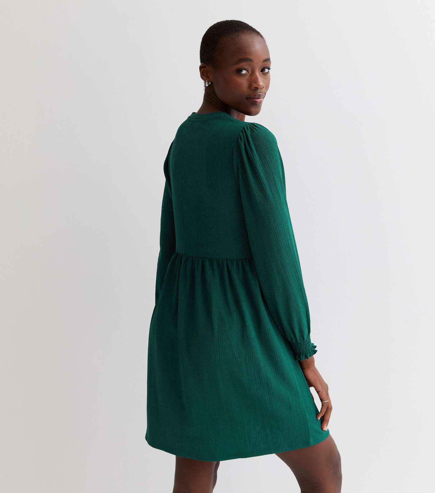 Tall Dark Green Crinkle Long Sleeve Mini Smock Dress Image 4