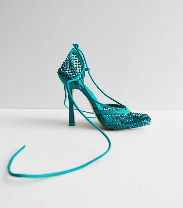 public desire court shoes