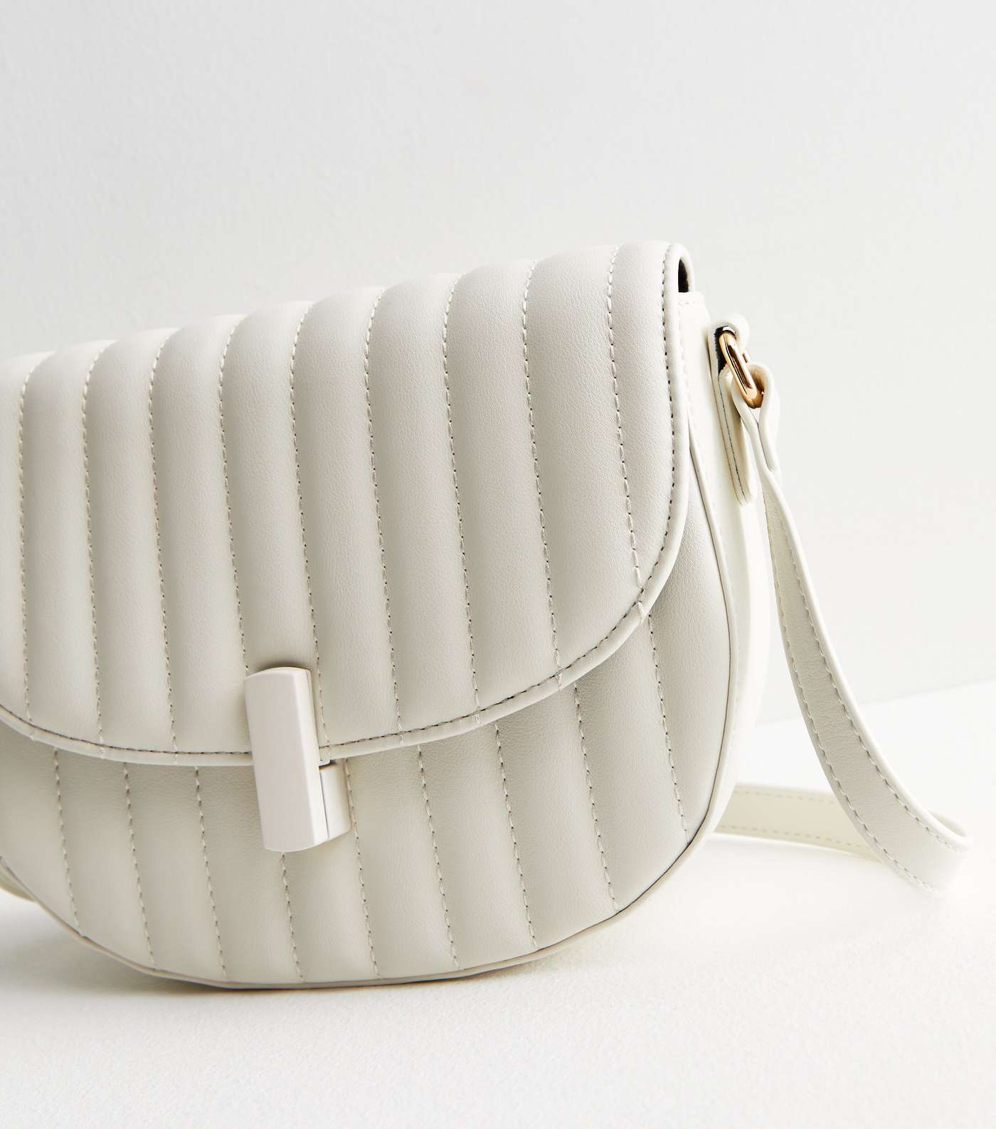 Cream Leather-Look Quilted Saddle Shoulder Bag Image 3