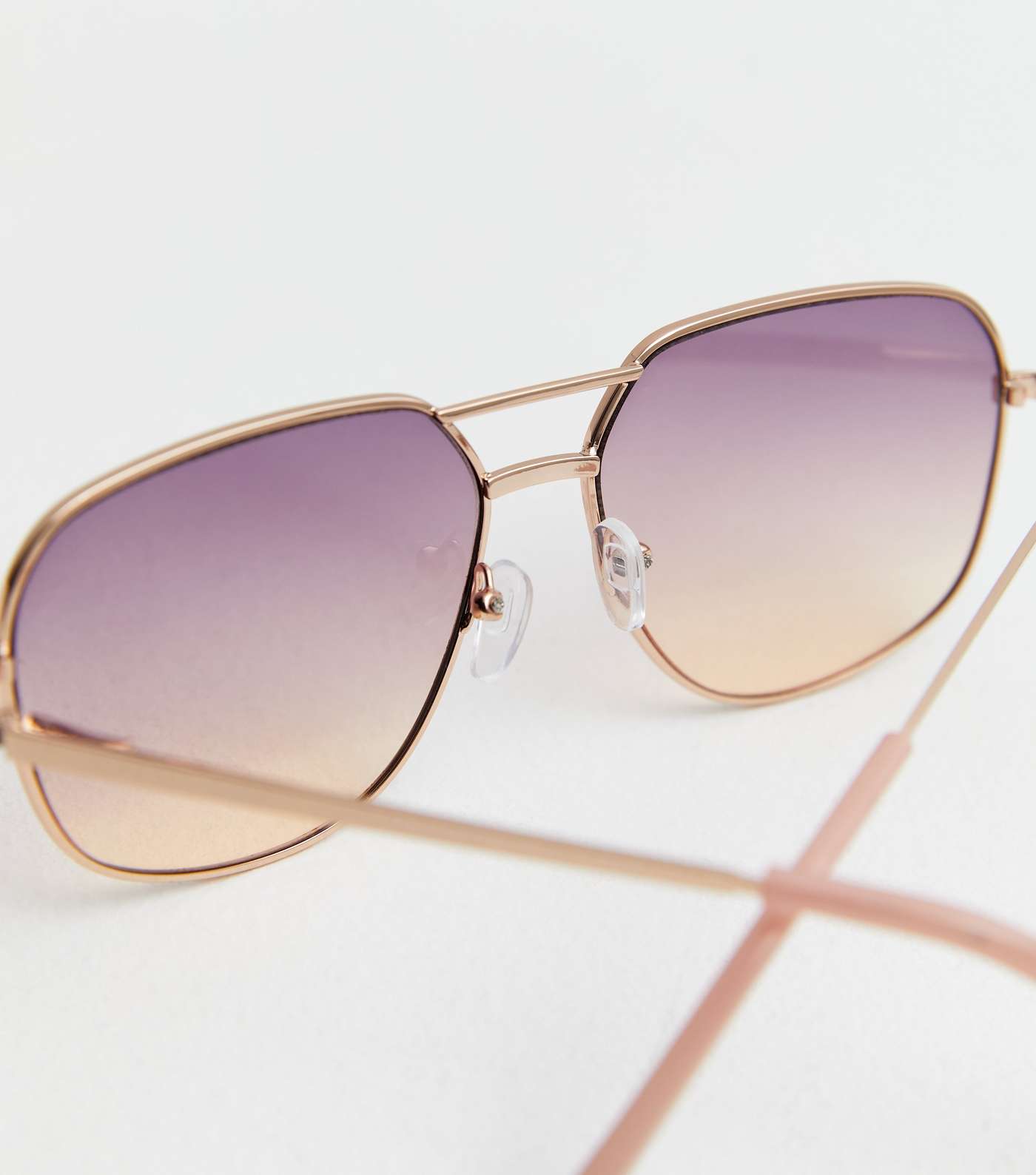 Rose Gold Pilot Sunglasses Image 4