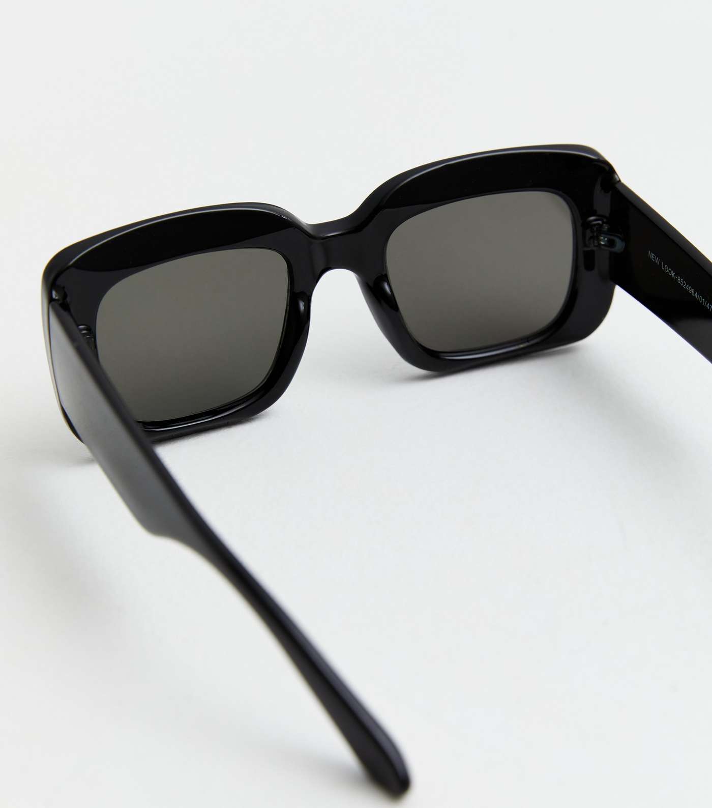 Black Rectangle Frame Sunglasses Image 4