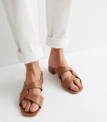 Slide sandal store heel