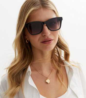 Black Square Retro Sunglasses