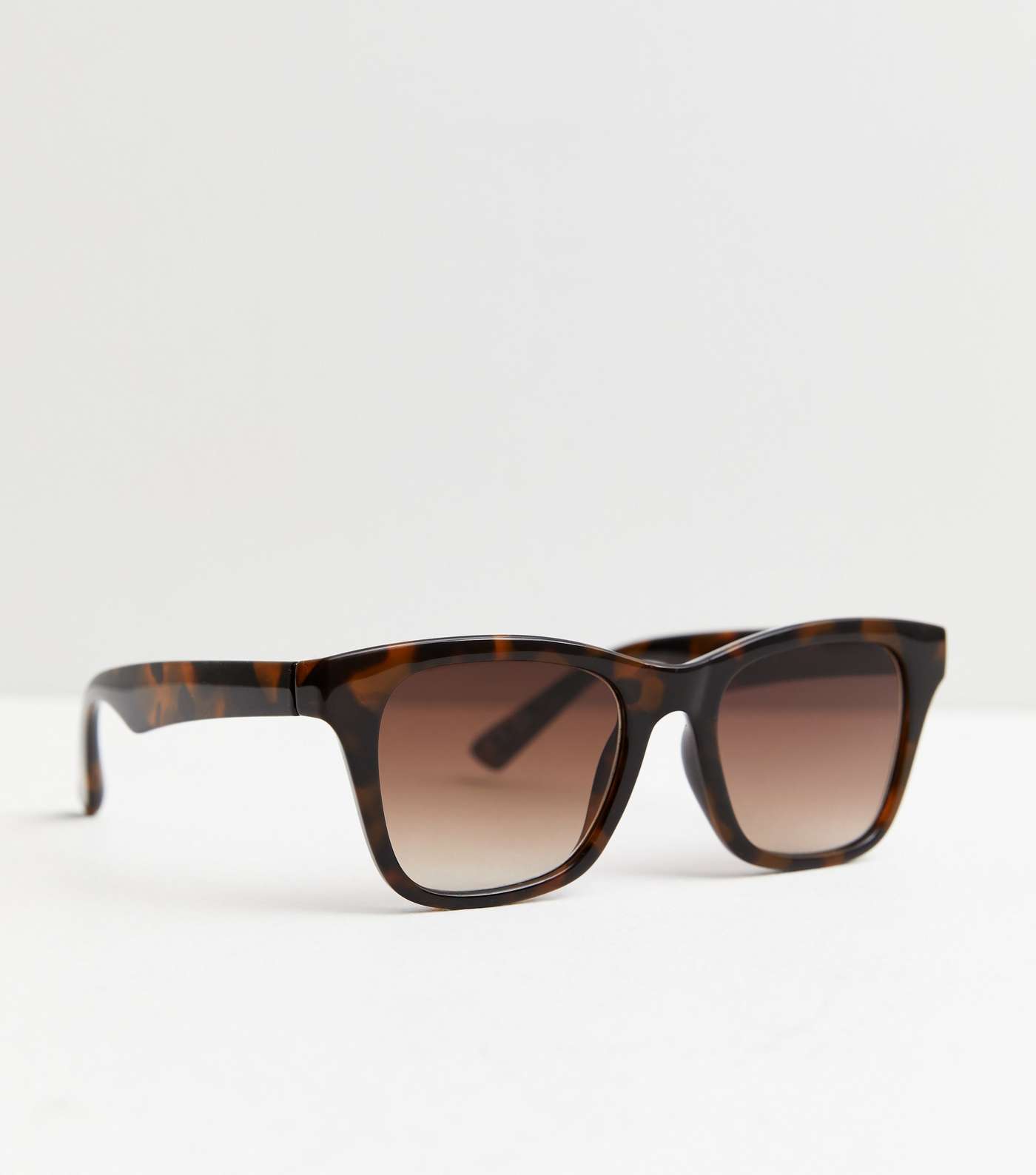 Dark Brown Retro Square Sunglasses Image 2