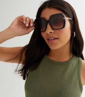 Black Chain Square Frame Oversized Sunglasses