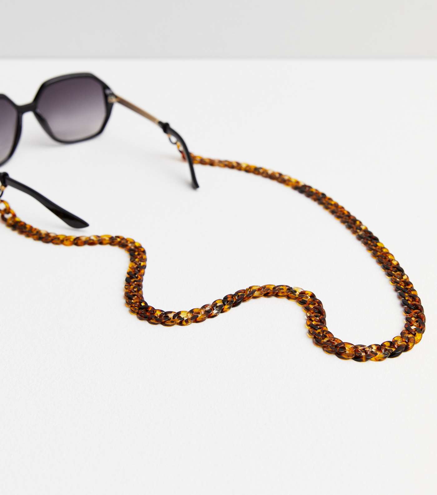 Dark Brown Resin Sunglasses Chain Image 2