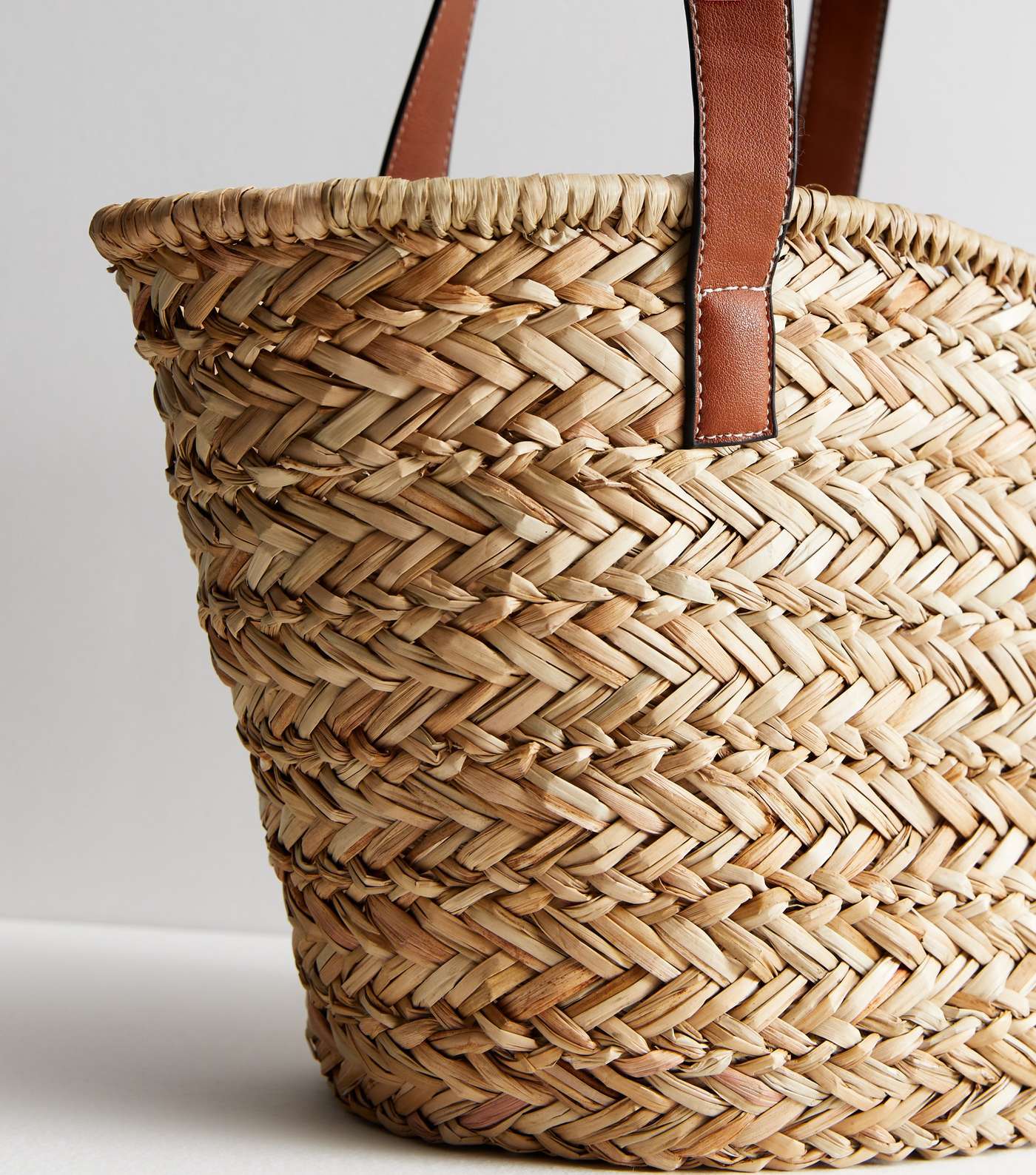 Stone Straw Mini Basket Tote Bag Image 4