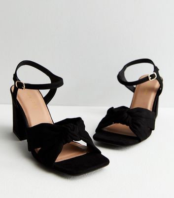 Black outlet knot sandals