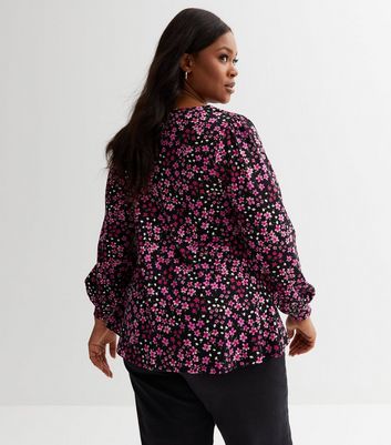 Curves Black Ditsy Floral Ruched Front Puff Sleeve Top | New Look