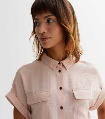 Pale Pink Short Sleeve Pocket Front Shirt