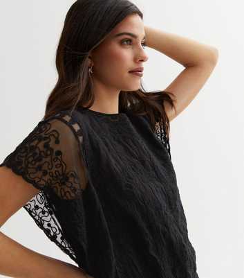 Black Mesh Embroidered Short Sleeve Top