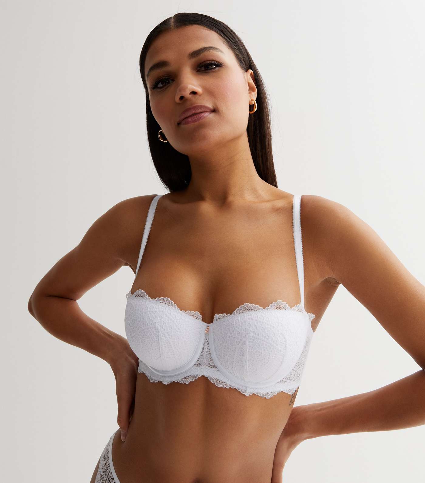 White Lace Moulded Strapless Bra Image 2