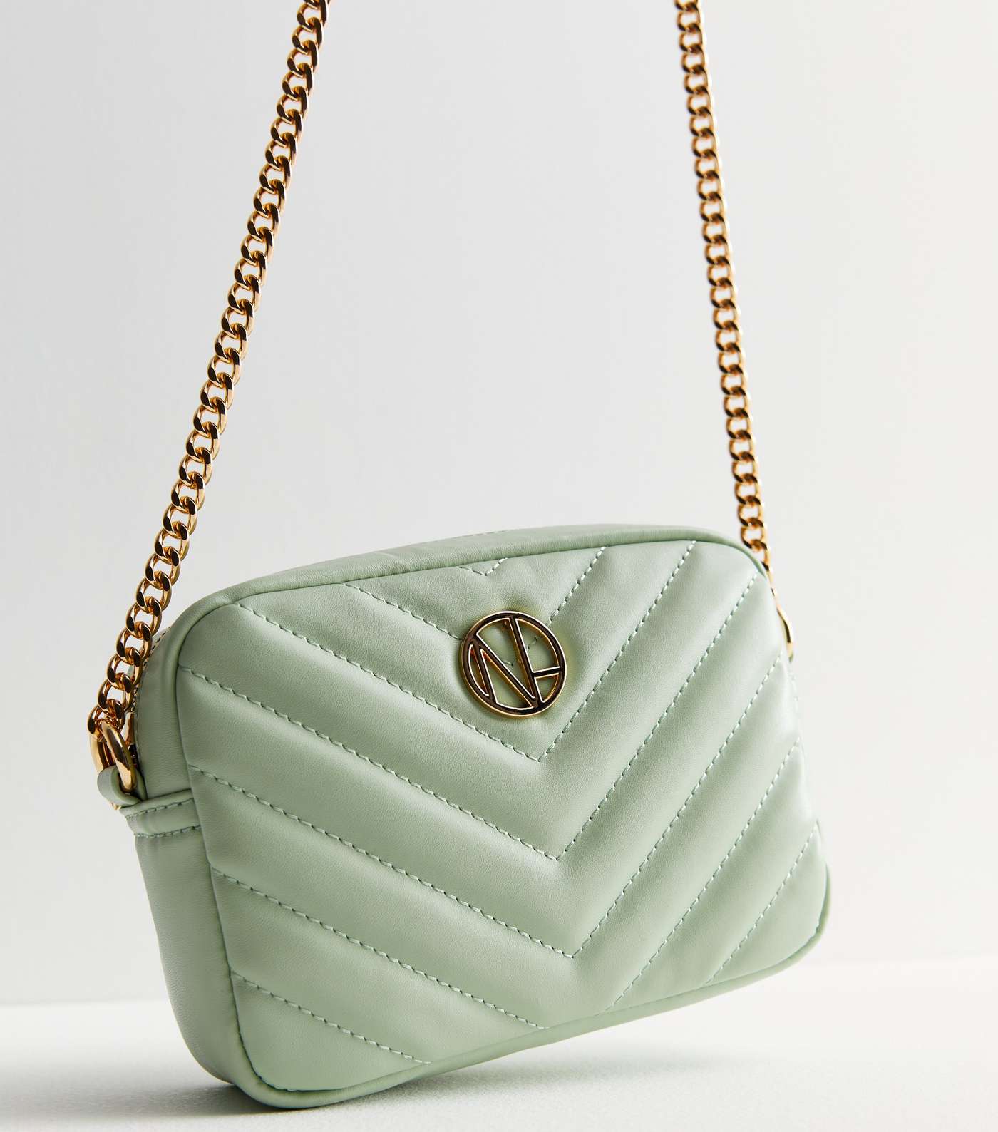 Light Green Chevron Quilted Cross Body Bag Image 3