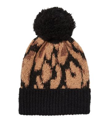 Vero Moda Black Leopard Print Bobble Hat New Look