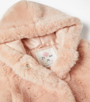 Newlook pink clearance fur coat