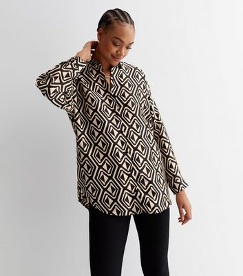 Tall Black Geometric Print Satin Shirt New Look