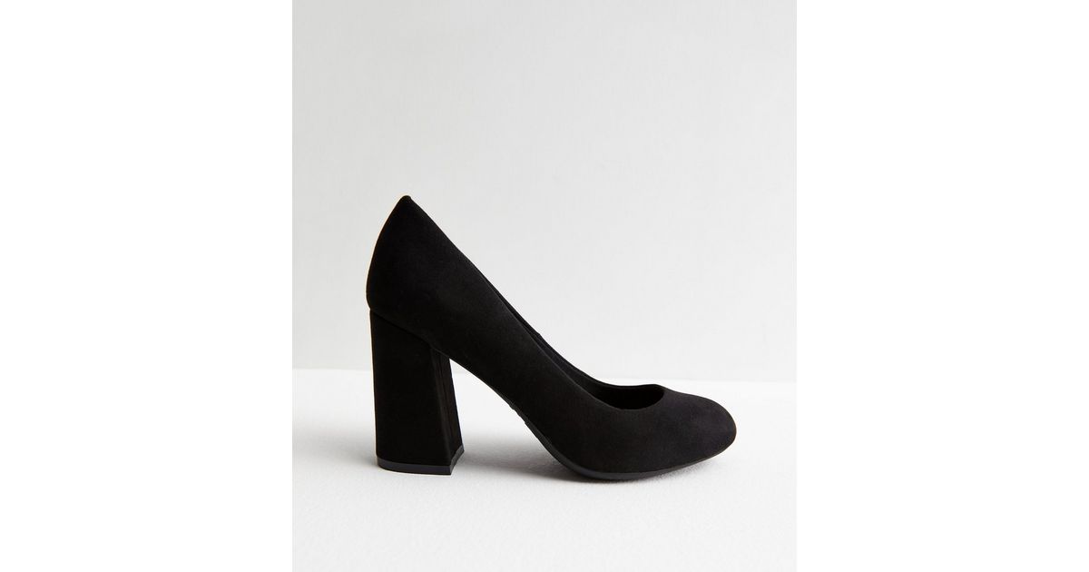 Wide Fit Black Suedette Block Heel Court Shoes New Look