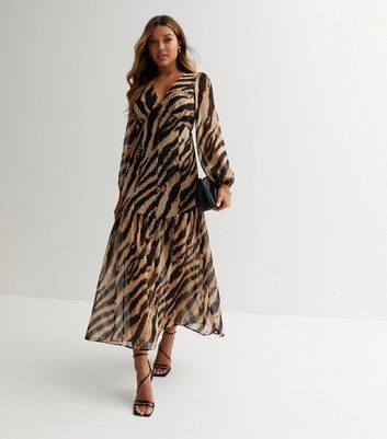 Animal print maxi hot sale dress with sleeves