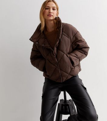 High neck clearance padded jacket